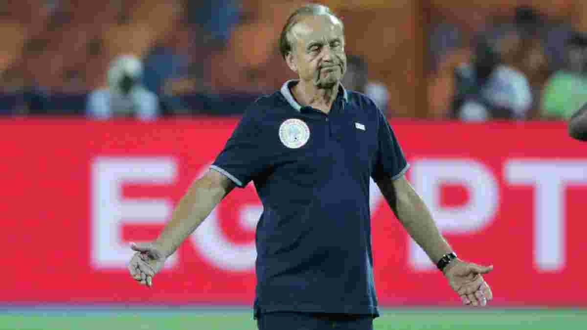 Збірна Нігерії звільнила тренера-рекордсмена перед вирішальним раундом відбору на ЧС-2022