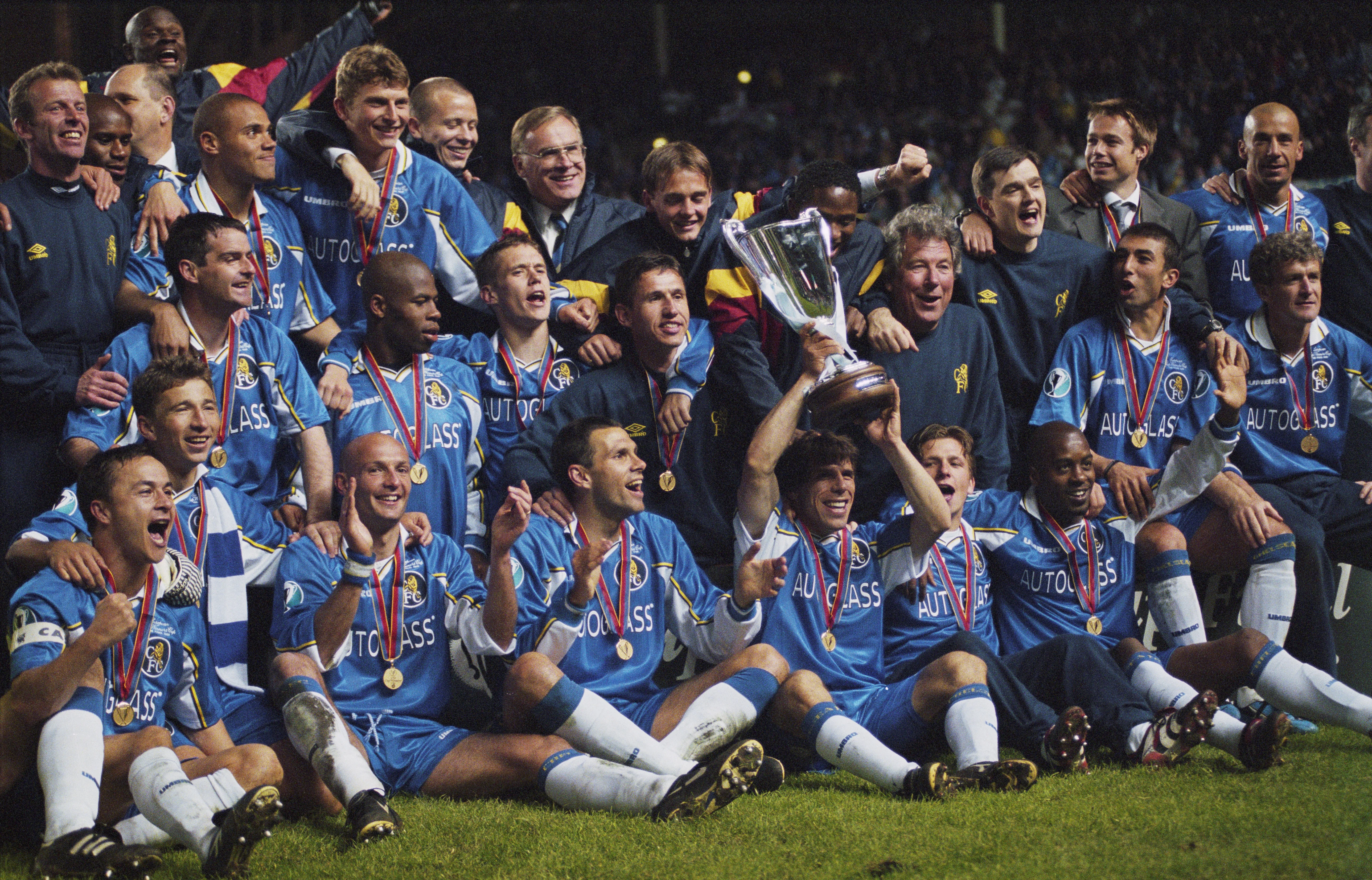 Челсі з Кубком володарів кубків у 1998-му