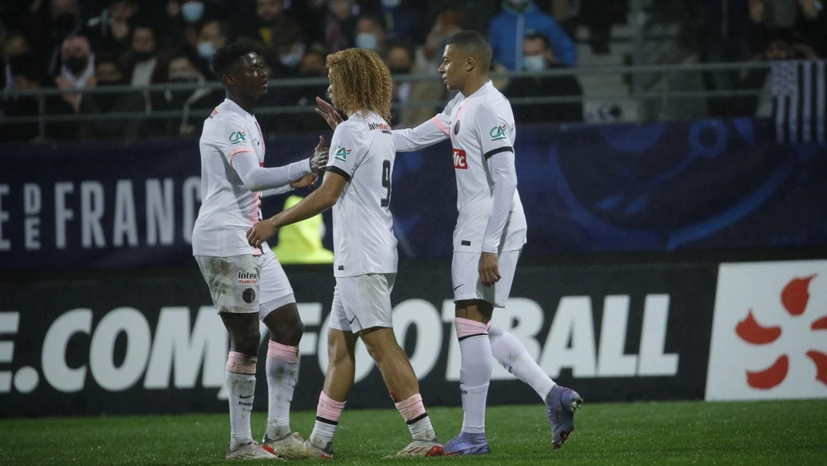 ПСЖ разгромил Ванн / Twitter парижан