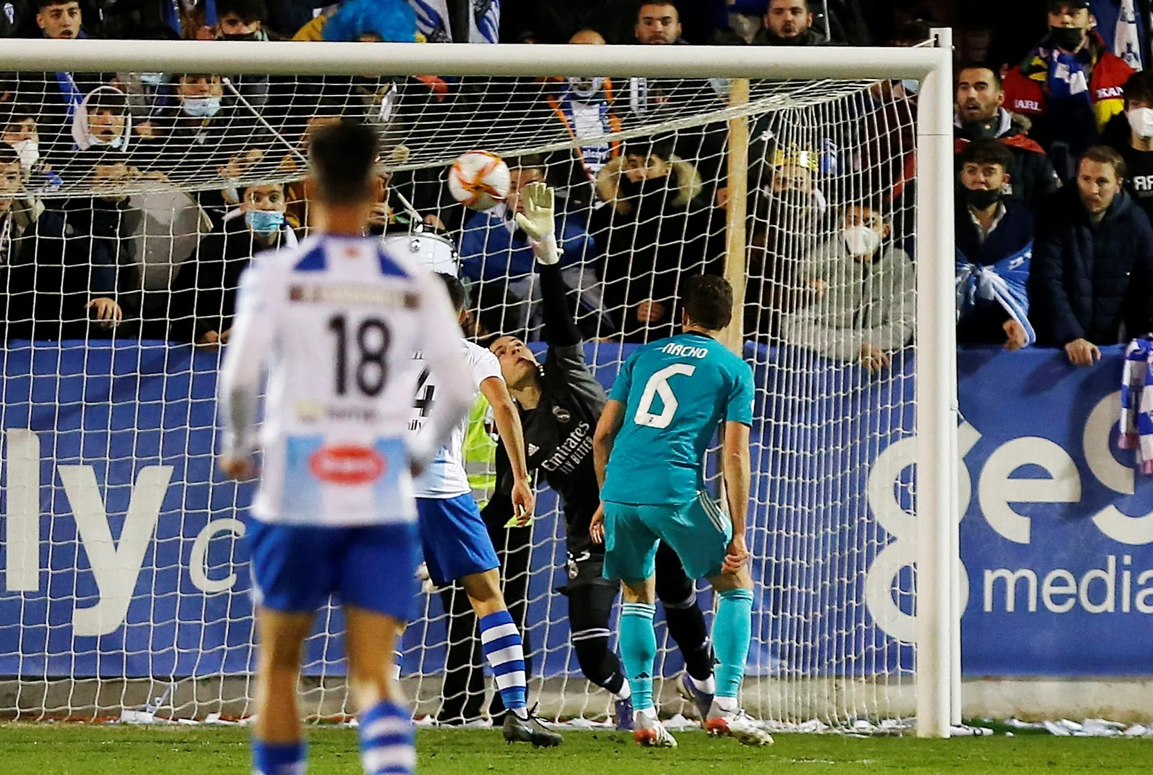 Лунін в матчі Алькояно – Реал Мадрид 05 01 2022: огляд іспанських ЗМІ та відео сейвів