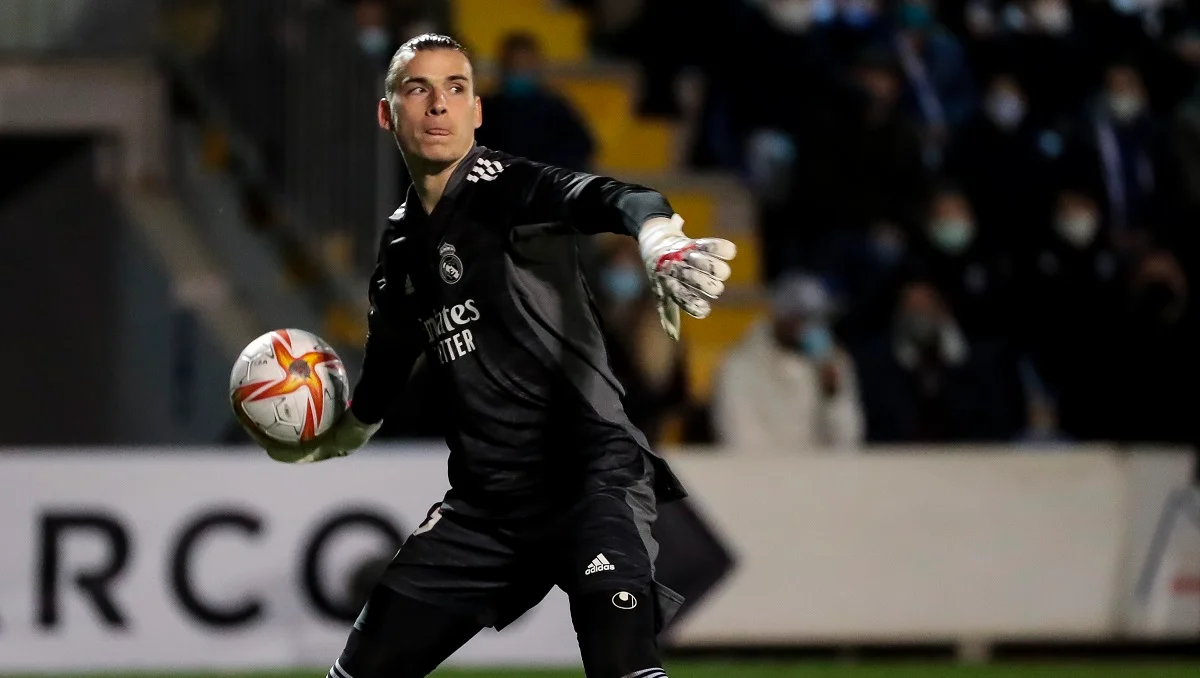 Андрей Лунин в матче с Алькояно / Getty Images