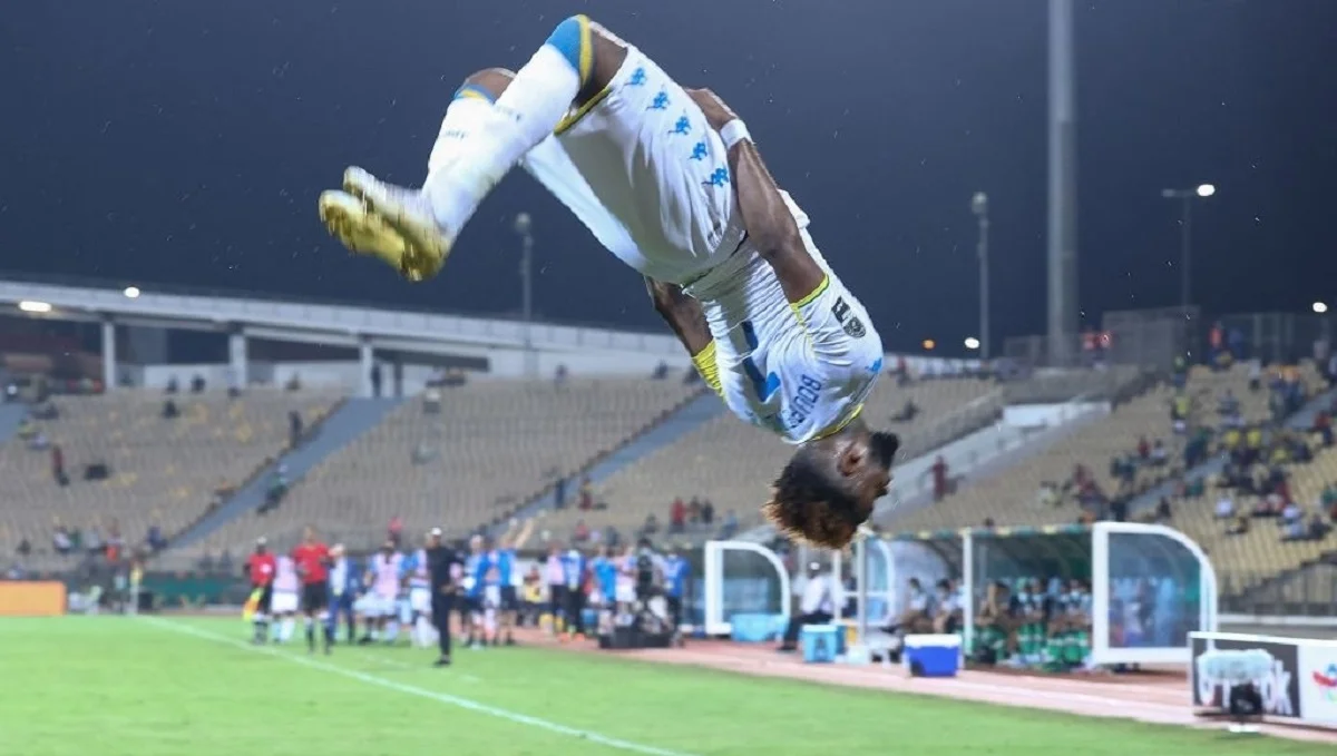 Бупендза отмечает гол / Фото с Twitter