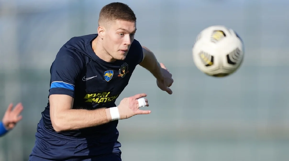 Артем Довбик / СК Дніпро-1