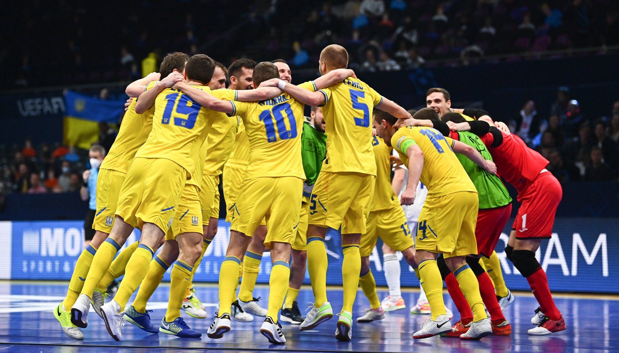Украина – Россия: прогноз букмекеров на полуфинал Евро-2022 / UEFA