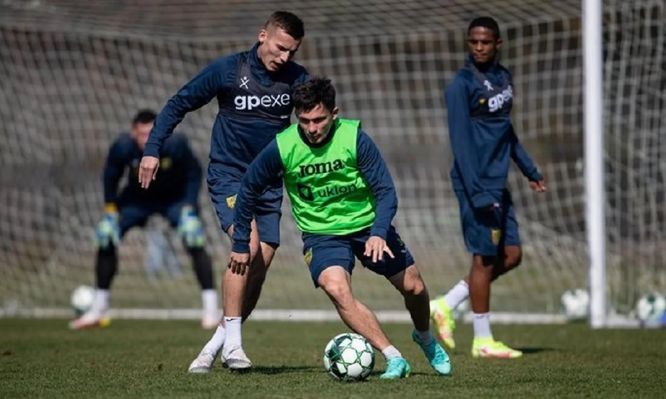 Фото ФК Металіст