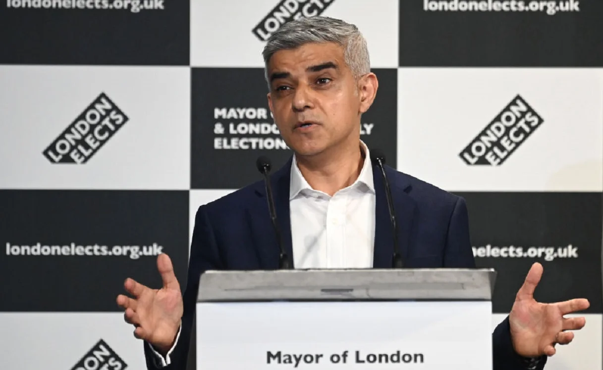 Садік Хан / Getty Images