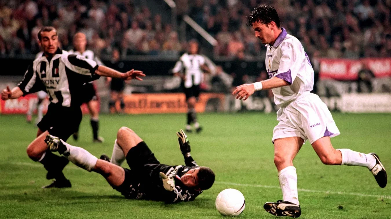 Міятовіч забиває Ювентусу