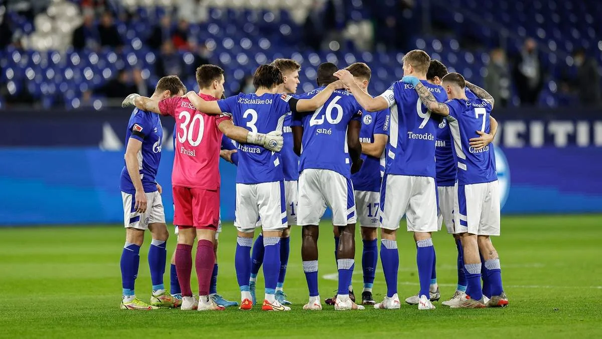 Игроки Шальке / фото из открытых источников