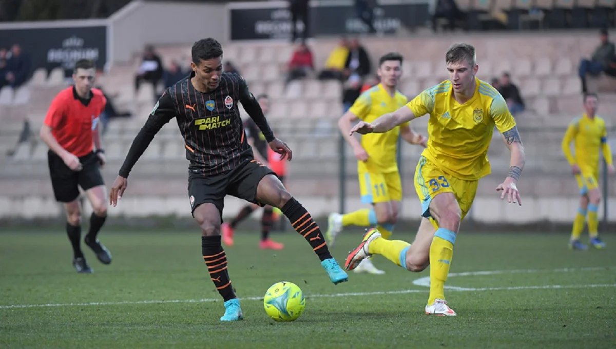 Педриньо (слева) / Сайт Шахтера