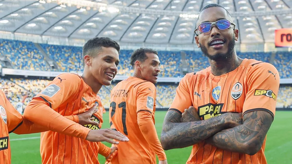 Фернандо (справа) / Сайт Шахтера