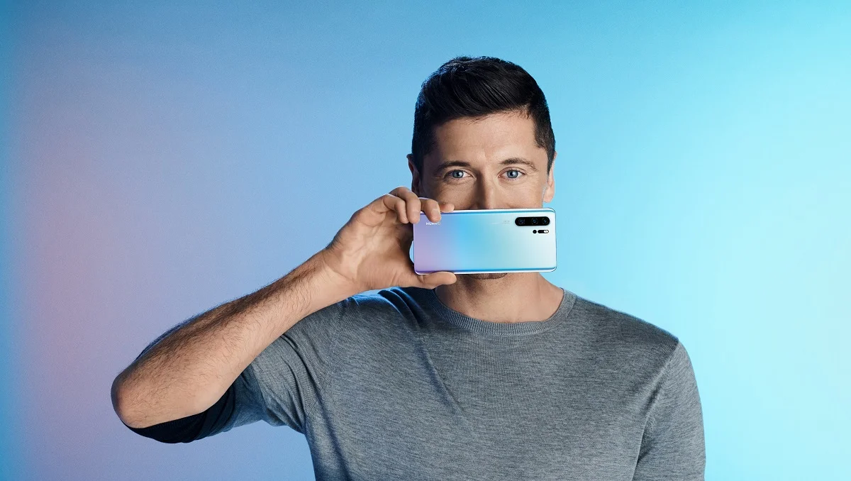 Роберт Лєвандовскі рекламував Huawei / Фото з відкритих джерел