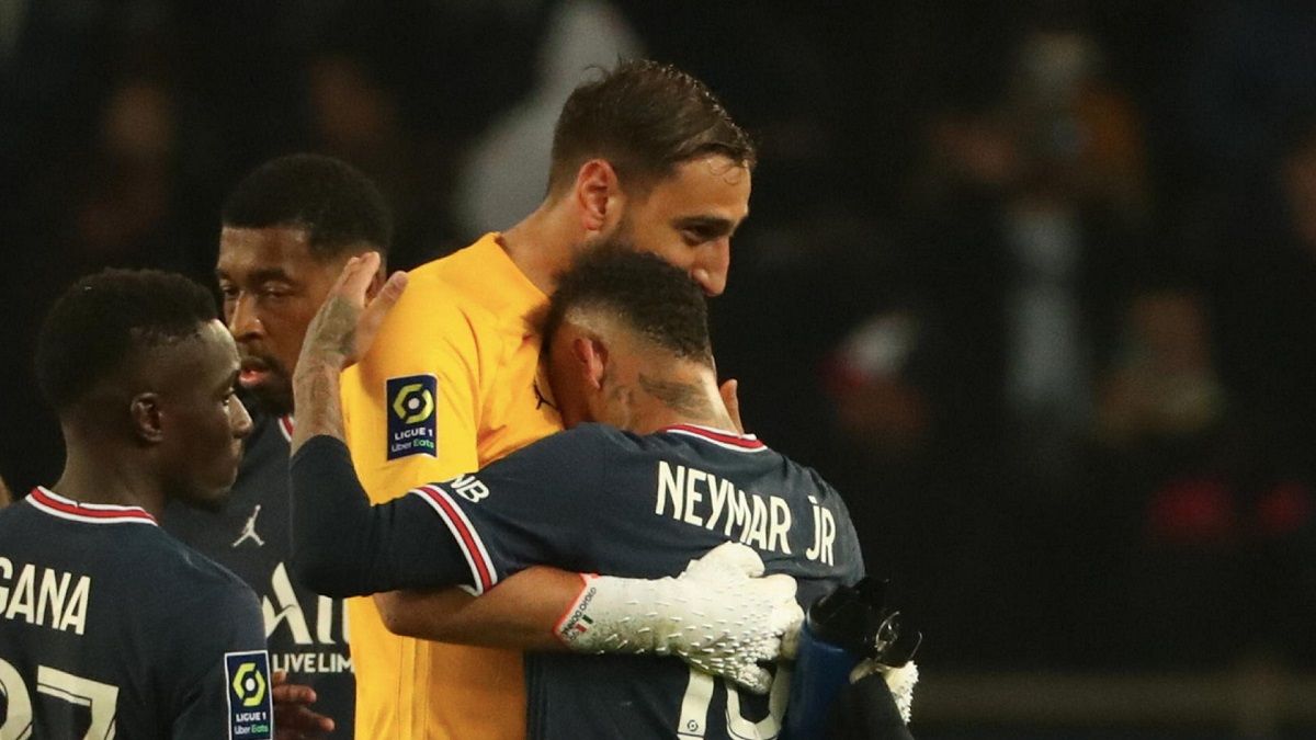 Доннарумма и Неймар / Getty Images