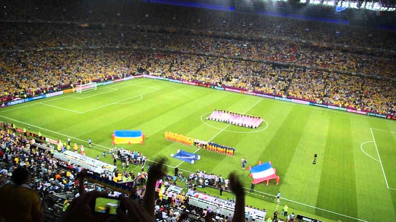 Матч Евро-2012 между Украиной и Францией на Донбасс Арене / Getty Images