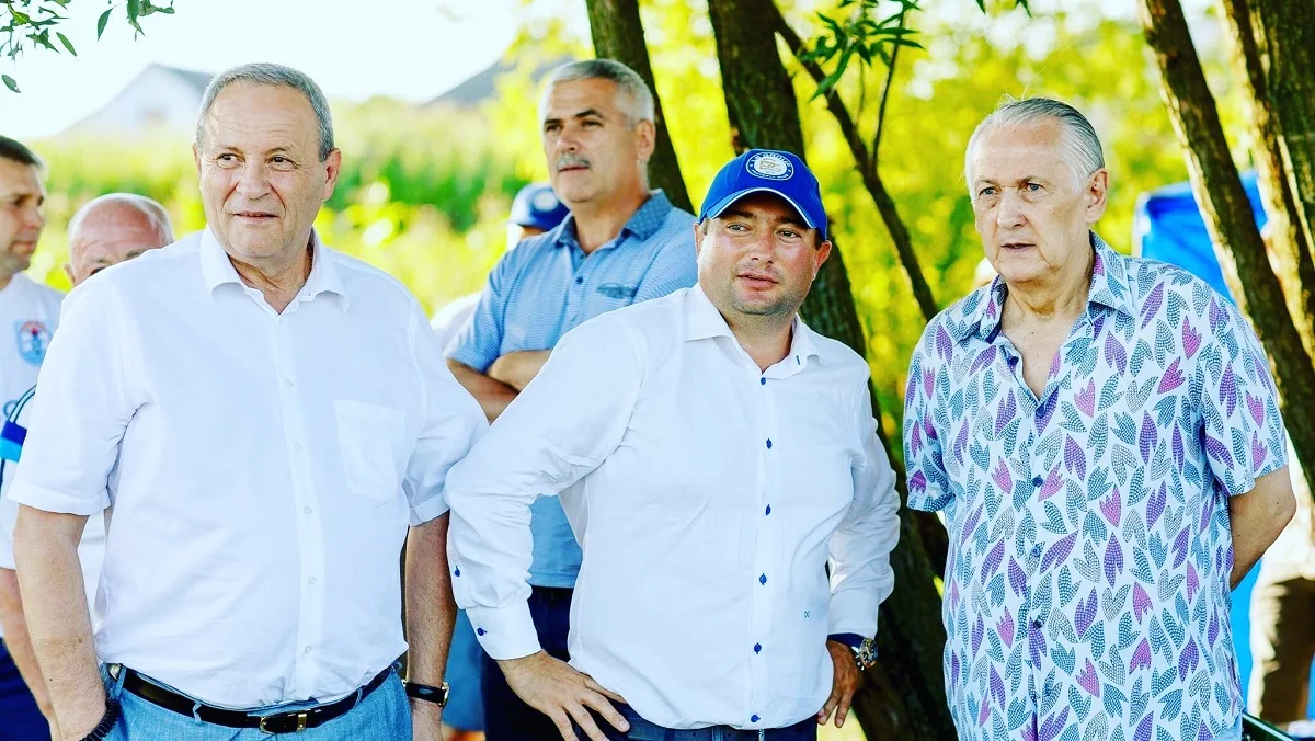 Михаил Фоменко (справа) / Фото из открытых источников