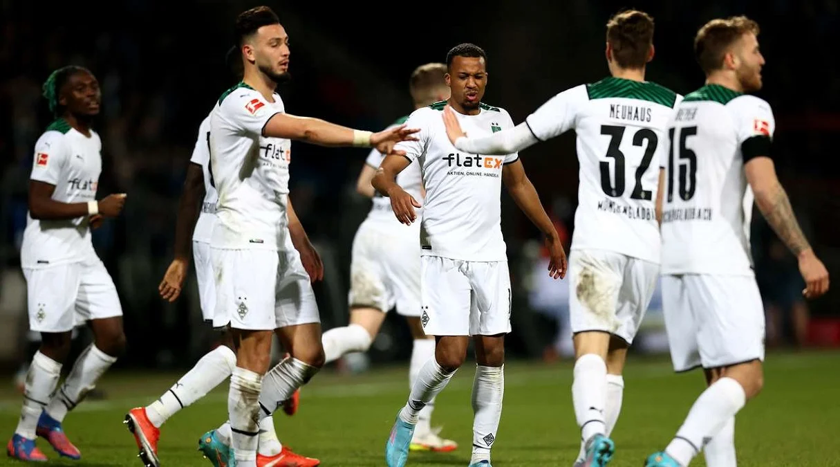 Бохум – Боруссия М – 0:2 / AFP