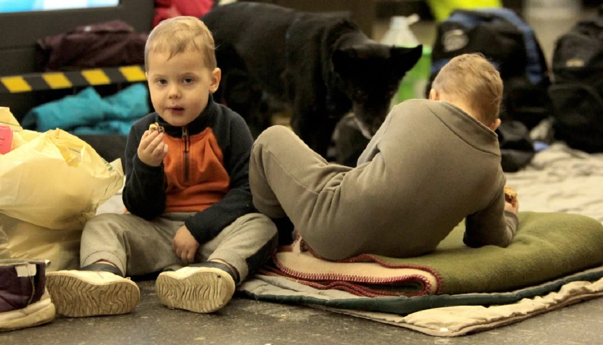 Діти, яким довелось втікати від війни / Фото з відкритих джерел