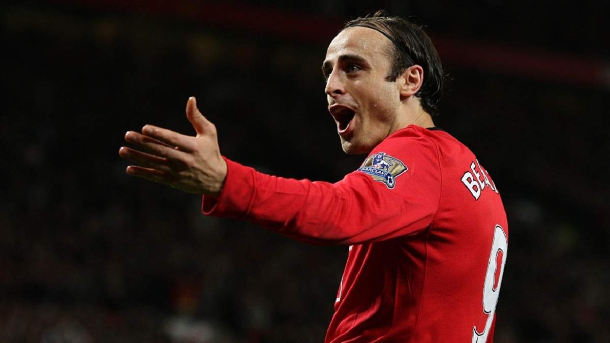 Berbatov spin. Бербатов Байер. Бербатов ФИФА. Dimitar Berbatov награды.