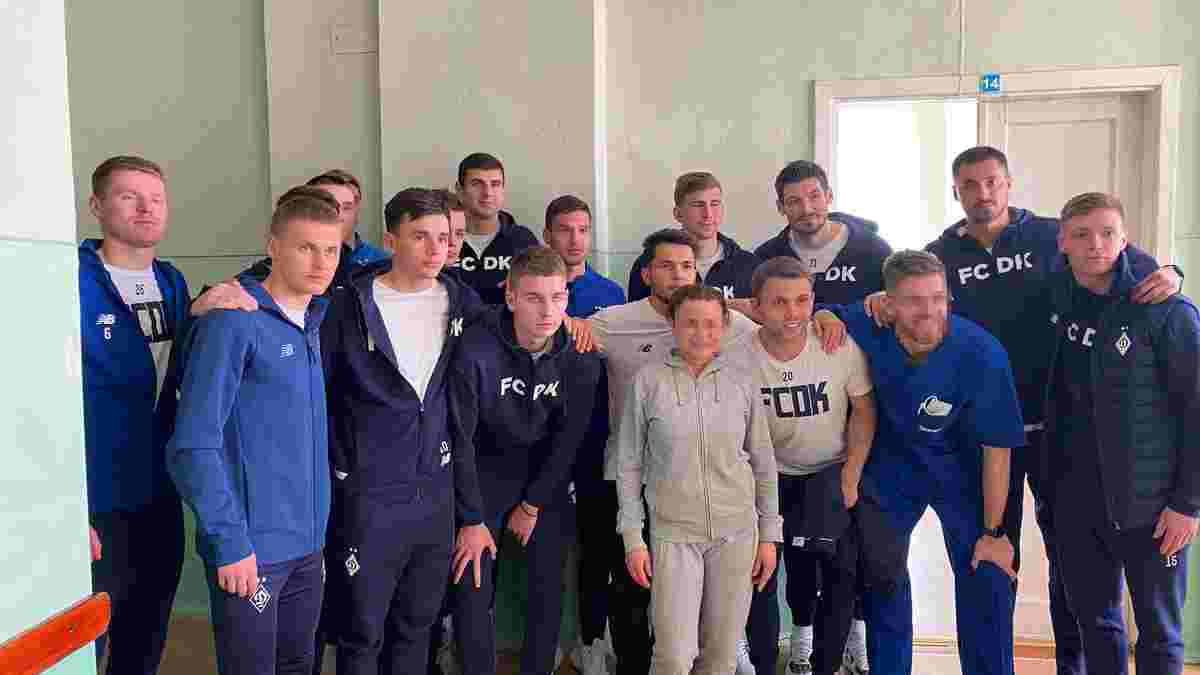 Гравці і тренери Динамо відвідали наших поранених солдатів – фото з лікарні