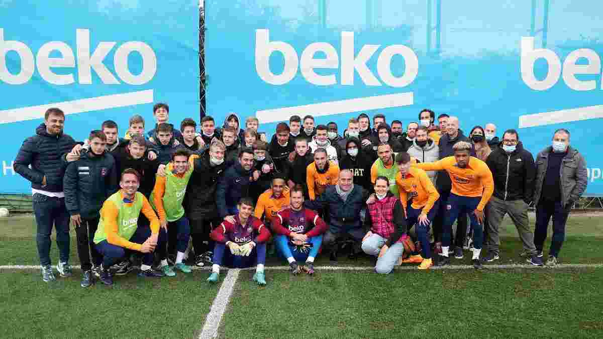 Тренування Барселони відвідали юні українські футболісти: позитивні фото