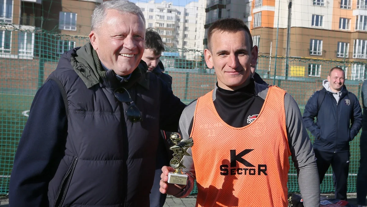 Виталий Дахновский (справа) / фото Евгения Кравса