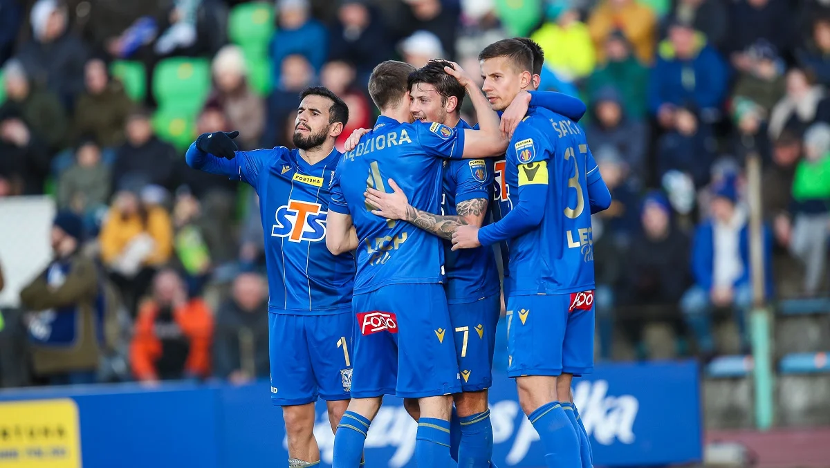 Томаш Кендзёра сыграл в Кубке Польши / Twitter Леха