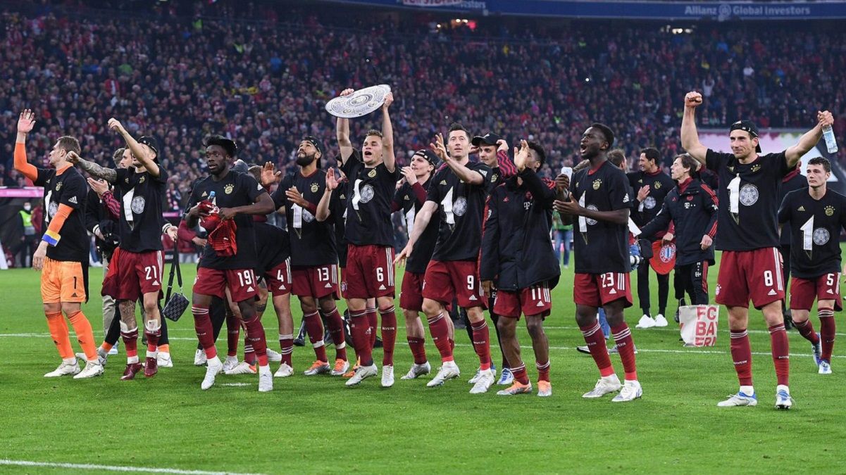 Бавария – чемпион Германии 2021/22 / ФК Бавария Мюнхен