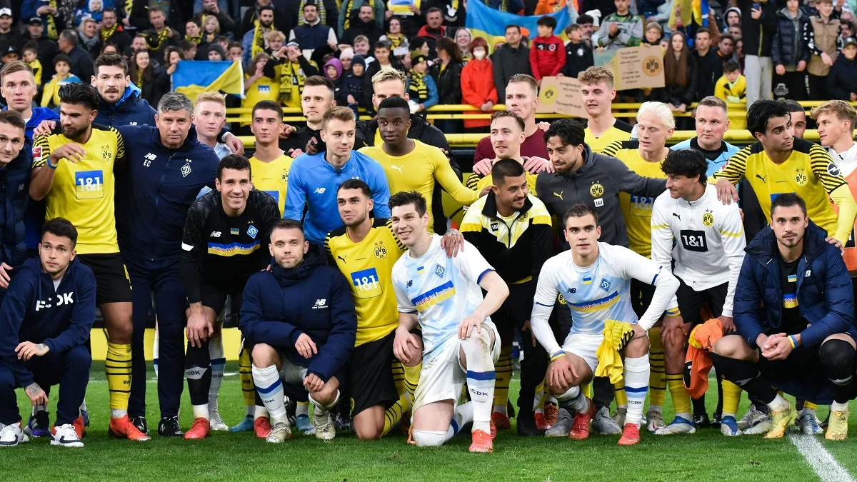 Караваєв та Бущан з одноклубниками й суперниками / Сайт Динамо