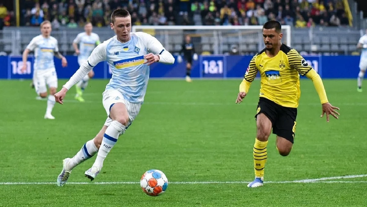 Владислав Ванат в матче против Боруссии / Сайт Динамо