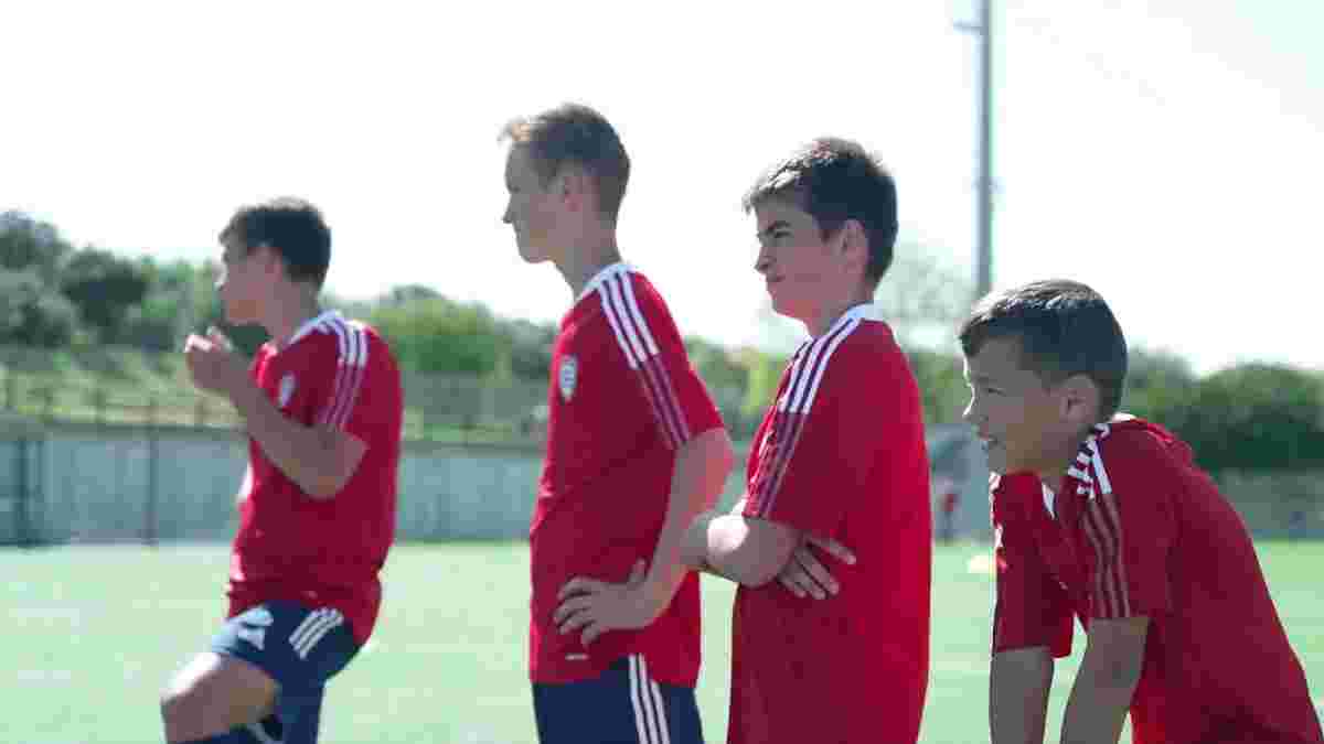 Юні гравці Миная провели перші тренування у клубі Серії А: позитивне відео