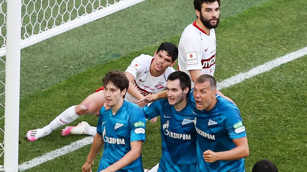 Зеніт і Спартак у "чемпіонаті водокачки" / Фото з відкритих джерел