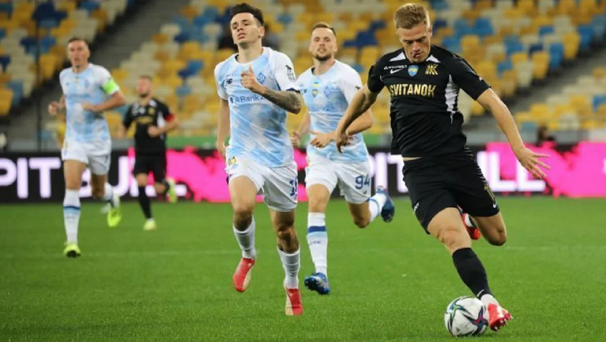 Анатолий Нуриев (справа) / ФК Динамо