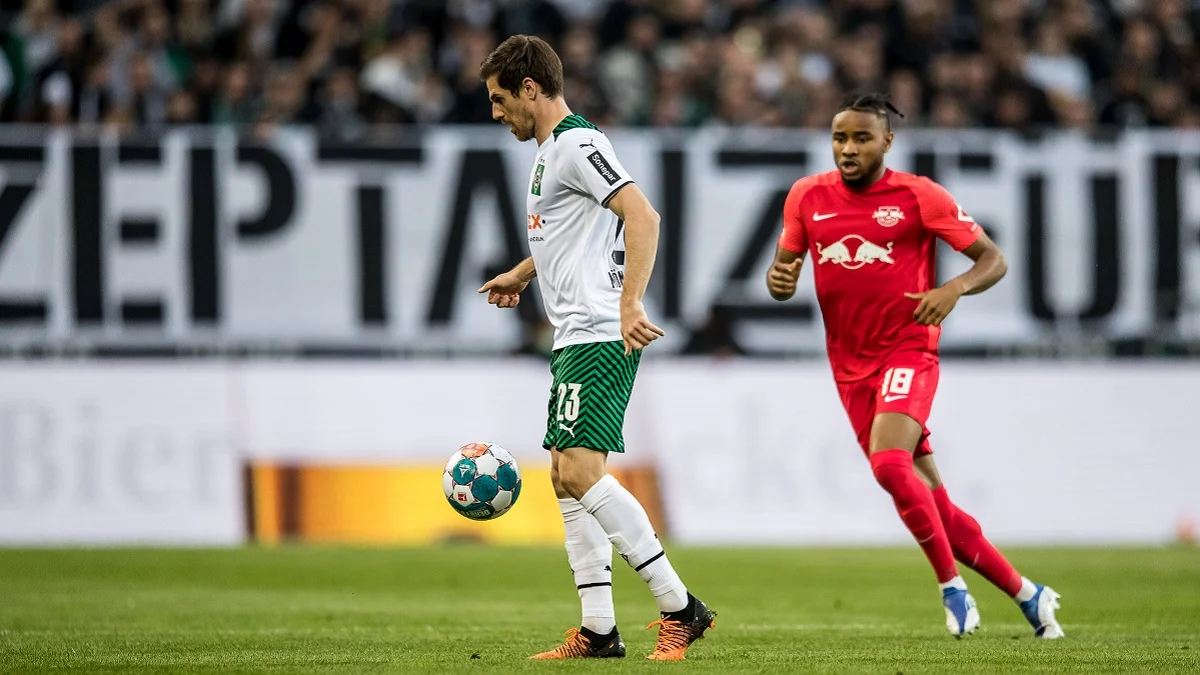 Противостояние Борусии М и РБ Лейпциг / Twitter "жеребцов"