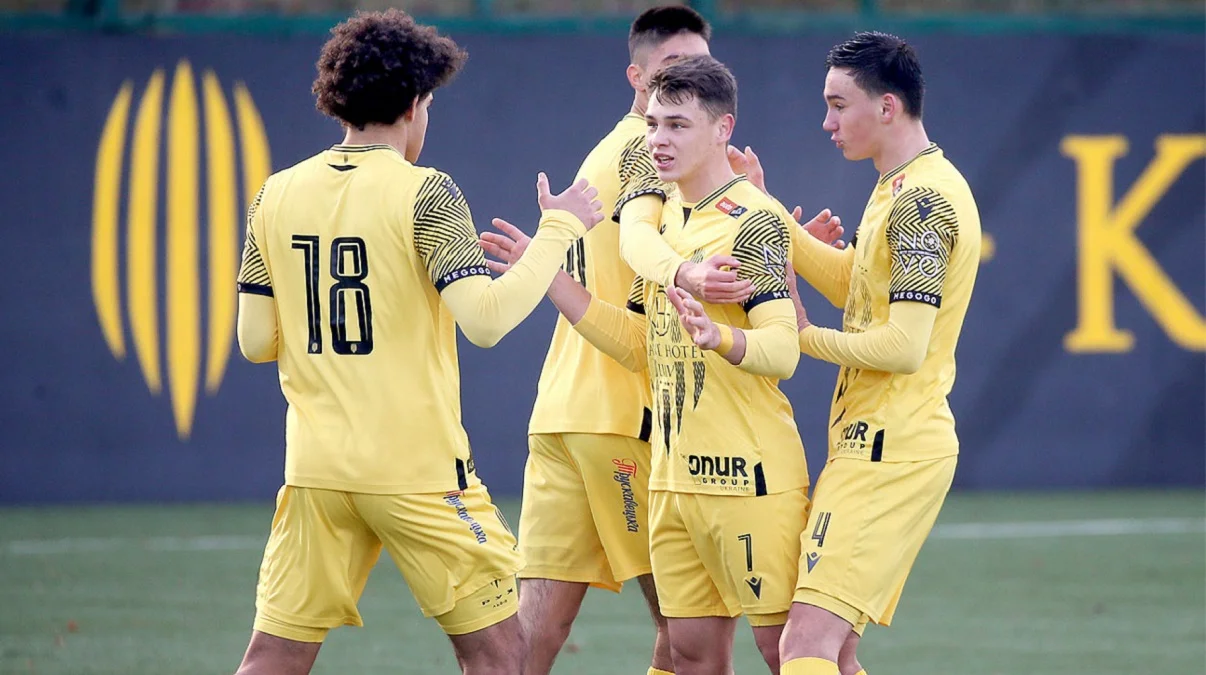 Рух хоче дограти чемпіонат U-19 / ФК Рух