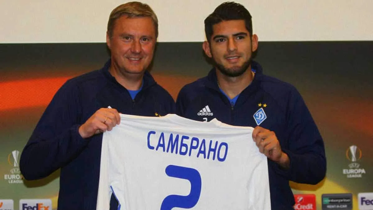 Олександр Хацкевич та Карлос Самбрано / фото: ФК Динамо