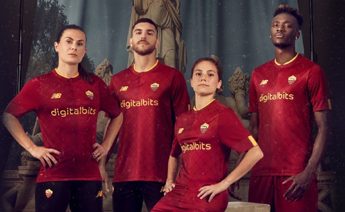 Нова форма Роми / AS Roma
