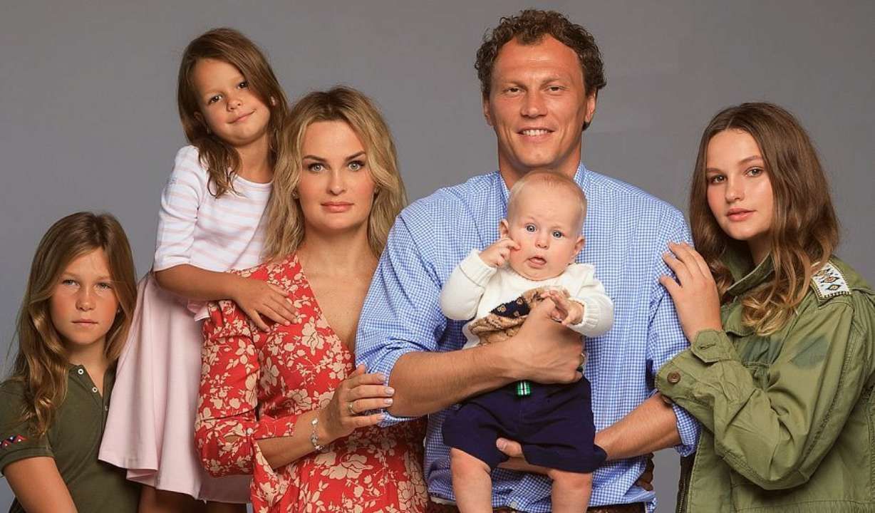 Андрій Пятов з родиною / Фото з соцмереж