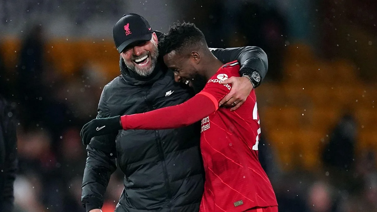 Юрген Клопп и Дивок Ориджи / Twitter Ливерпуля