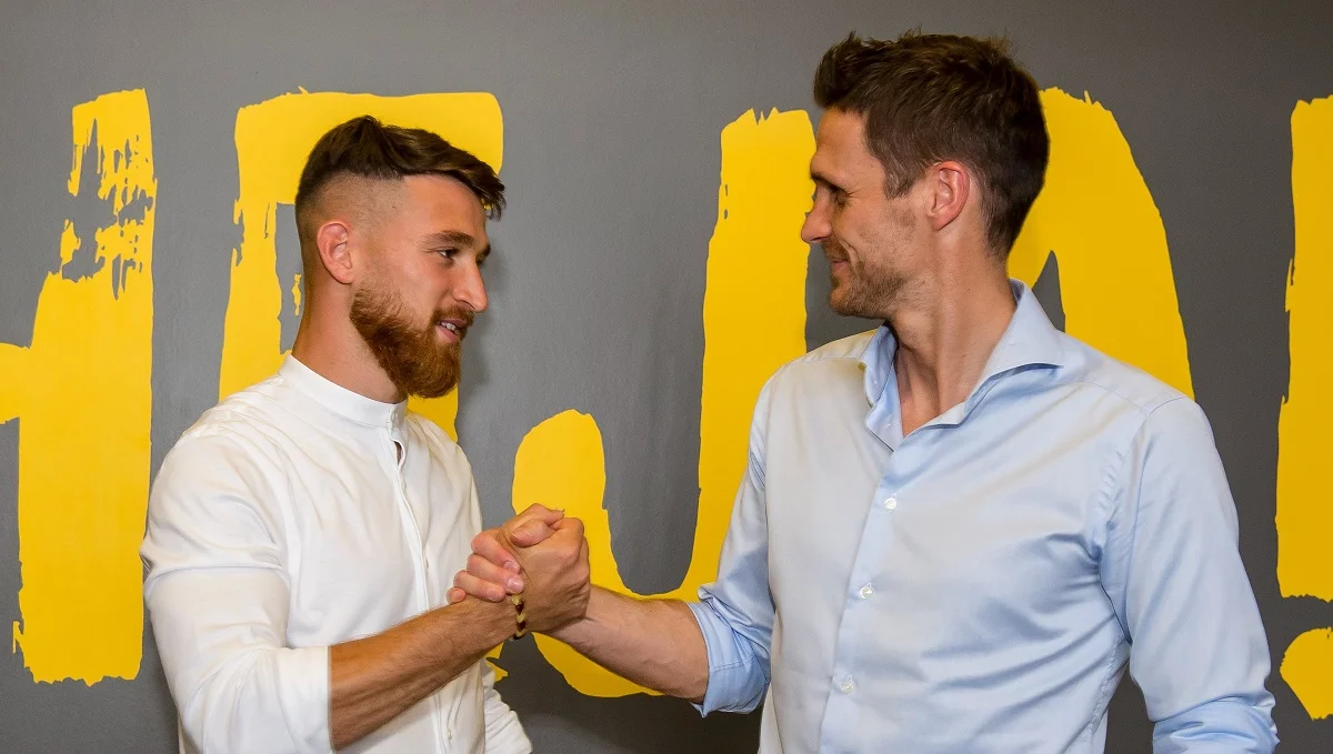 Саліх Озкан (ліворуч) / Сайт Борусії Д