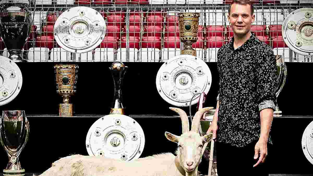 Бавария и Нойер подписали новый контракт – с презентацией помогла коза