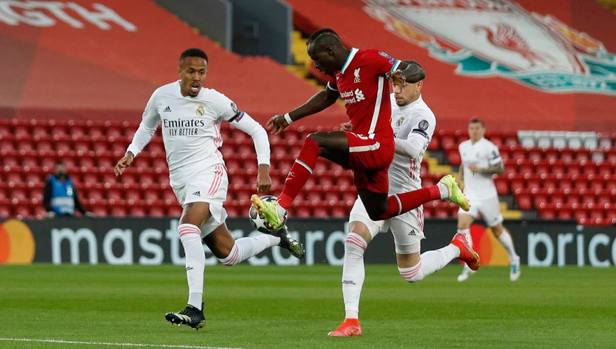 Садио Мане в матче с Реалом / Getty Images