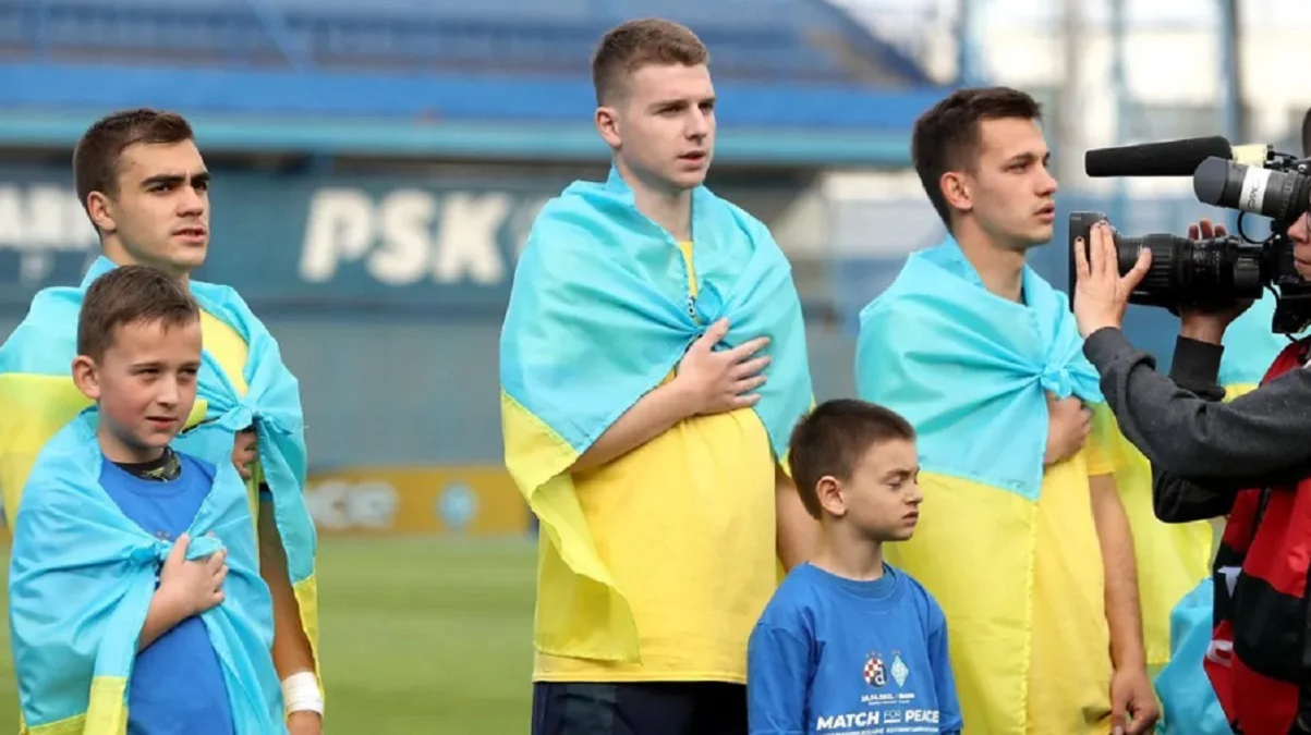 Олександр Сирота (в центрі) / Фото з соцмереж