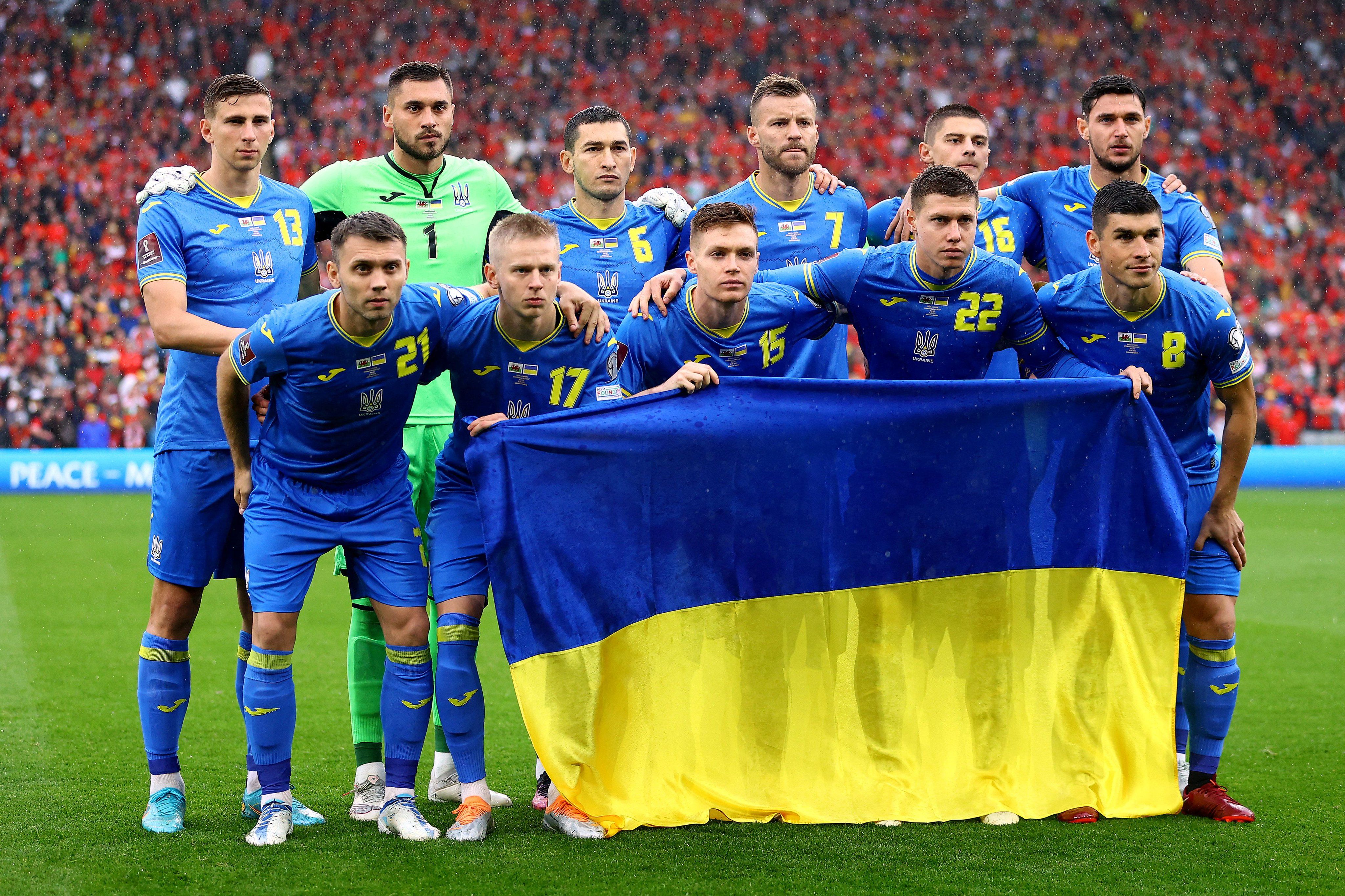 Игроки сборной Украины перед матчем с Уэльсом / соцсети