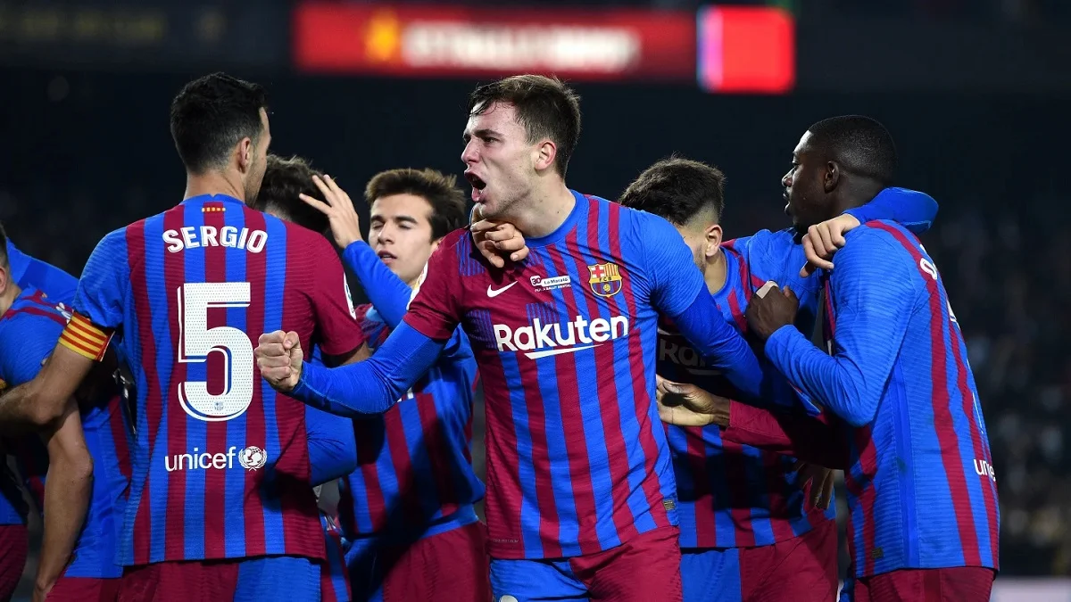 Ніко (в центрі) / Getty Images