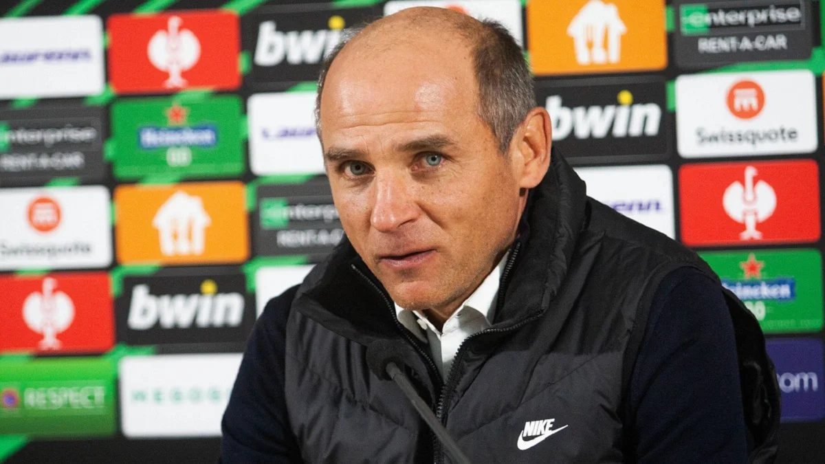 Віктор Скрипник / stringfixer