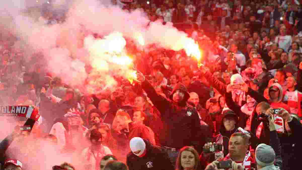 Фанати збірної Польщі побилися між собою на трибунах – відео свавілля