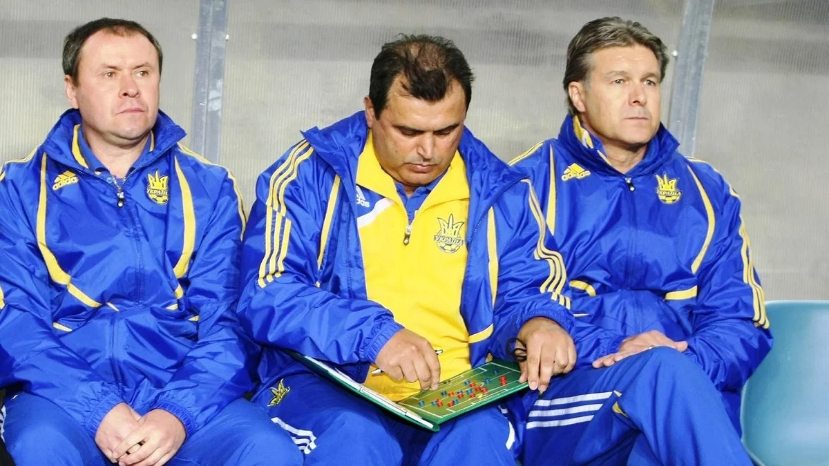 Вадим Євтушенко (по центру) / UEFA