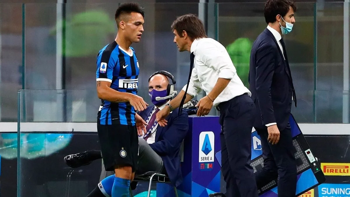 Лаутаро Мартинес и Антонио Конте / Twitter Интера