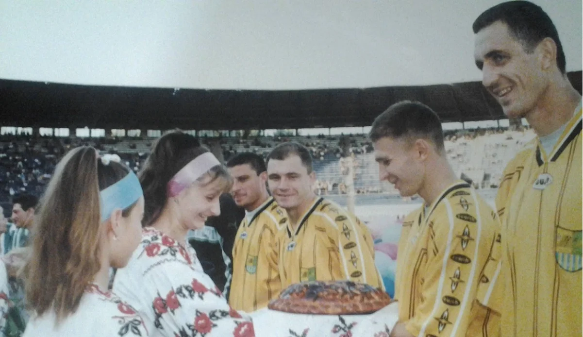 Василь Тофан (крайній праворуч) / Фото надане героєм