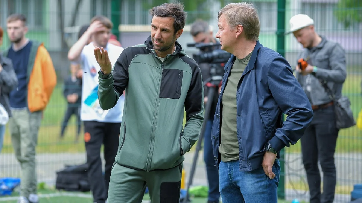 Даріо Срна та Сергій Палкін розмірковують над майбутніми спарингами Шахтаря / ФК Шахтар