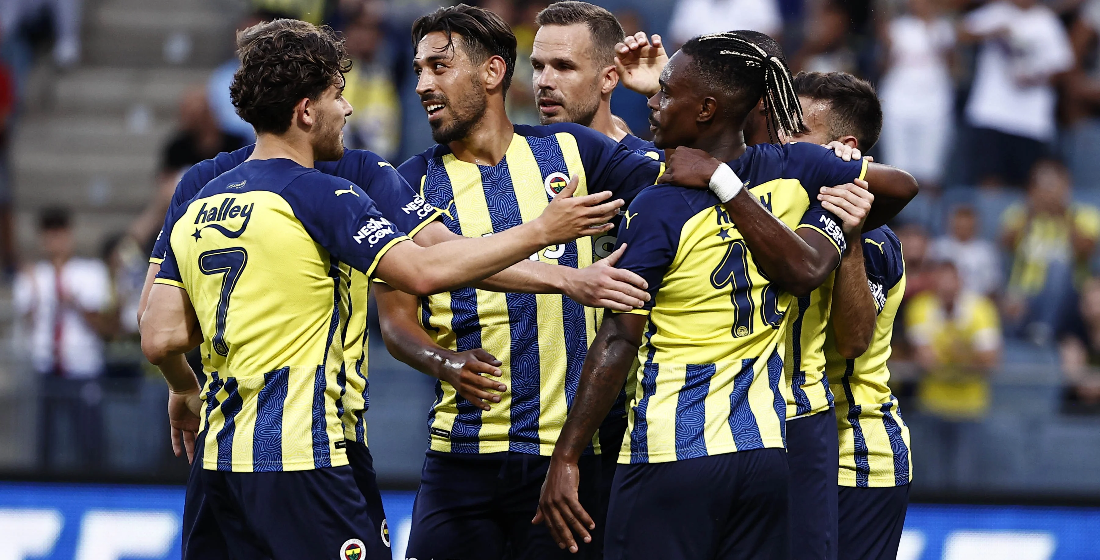 Радість гравців Фенербахче / фото: ФК Фенербахче